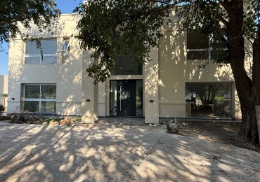 CASA A ESTRENAR- COUNTRY LA ARBOLADA